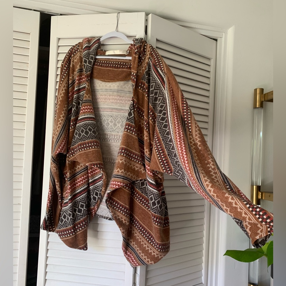 Cozy Draped Patterned Sweater Jacket - image 1